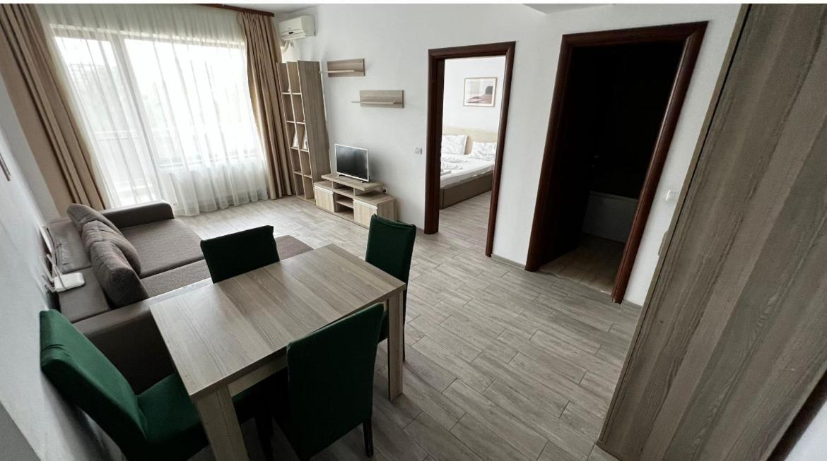 Summerland Apartmants Mamaia Nord Apartment Exterior photo